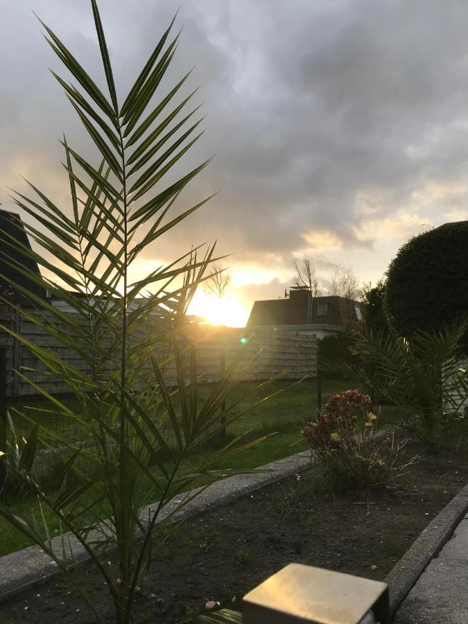 Ferienchalet „Sundowner“ ブレスケンス エクステリア 写真